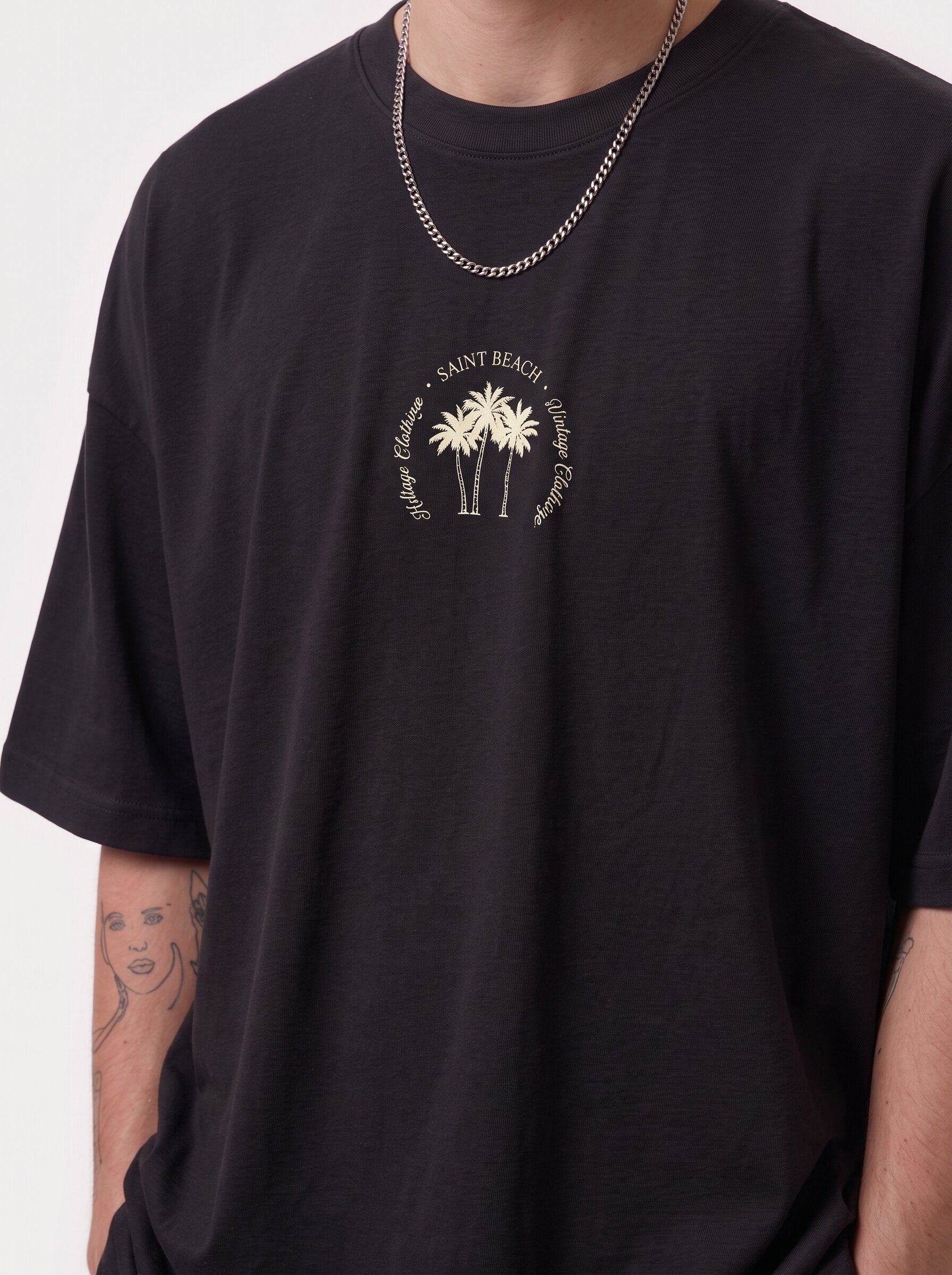 Unisex Black Oversized T-shirt