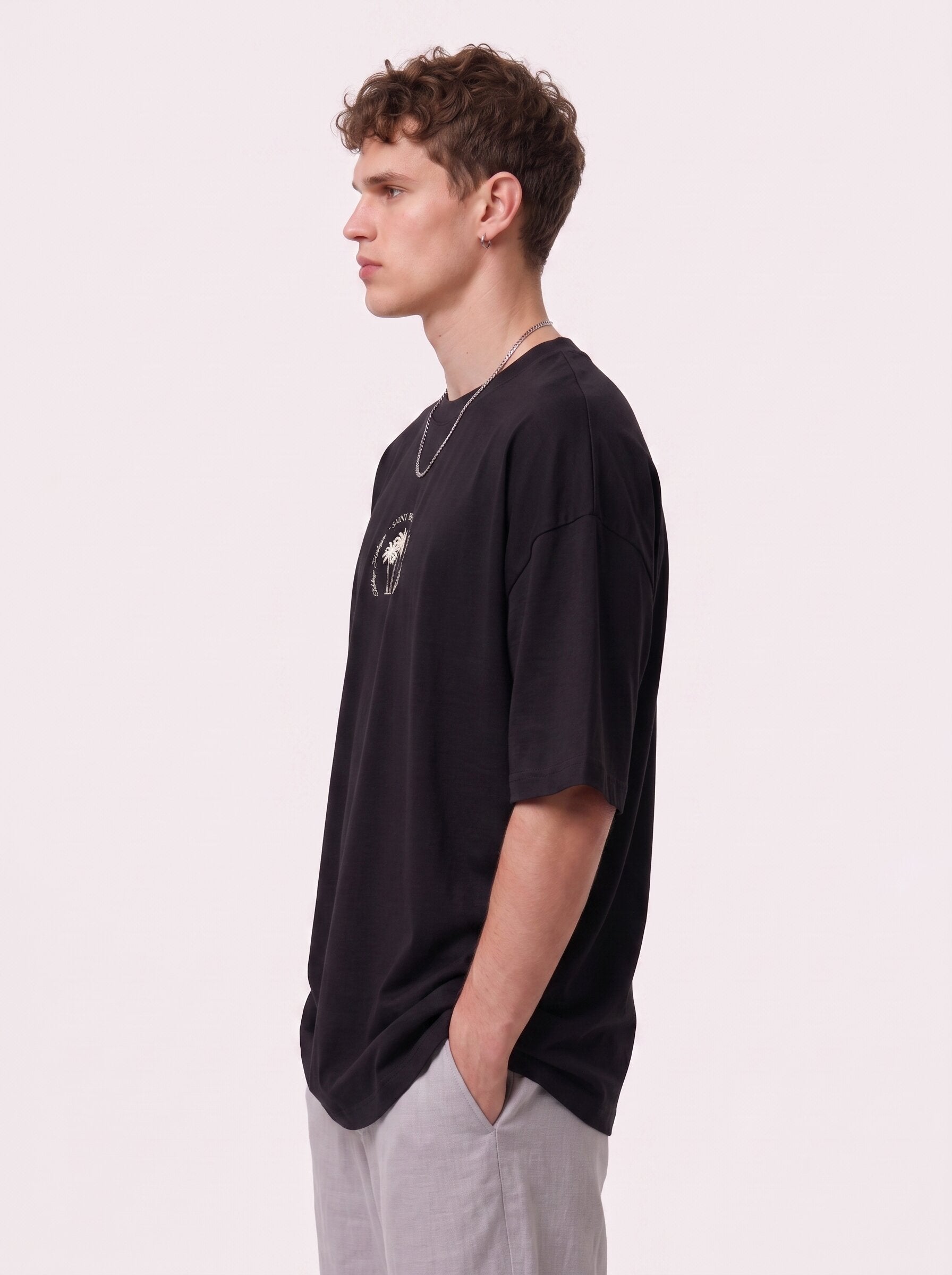 Unisex Black Oversized T-shirt